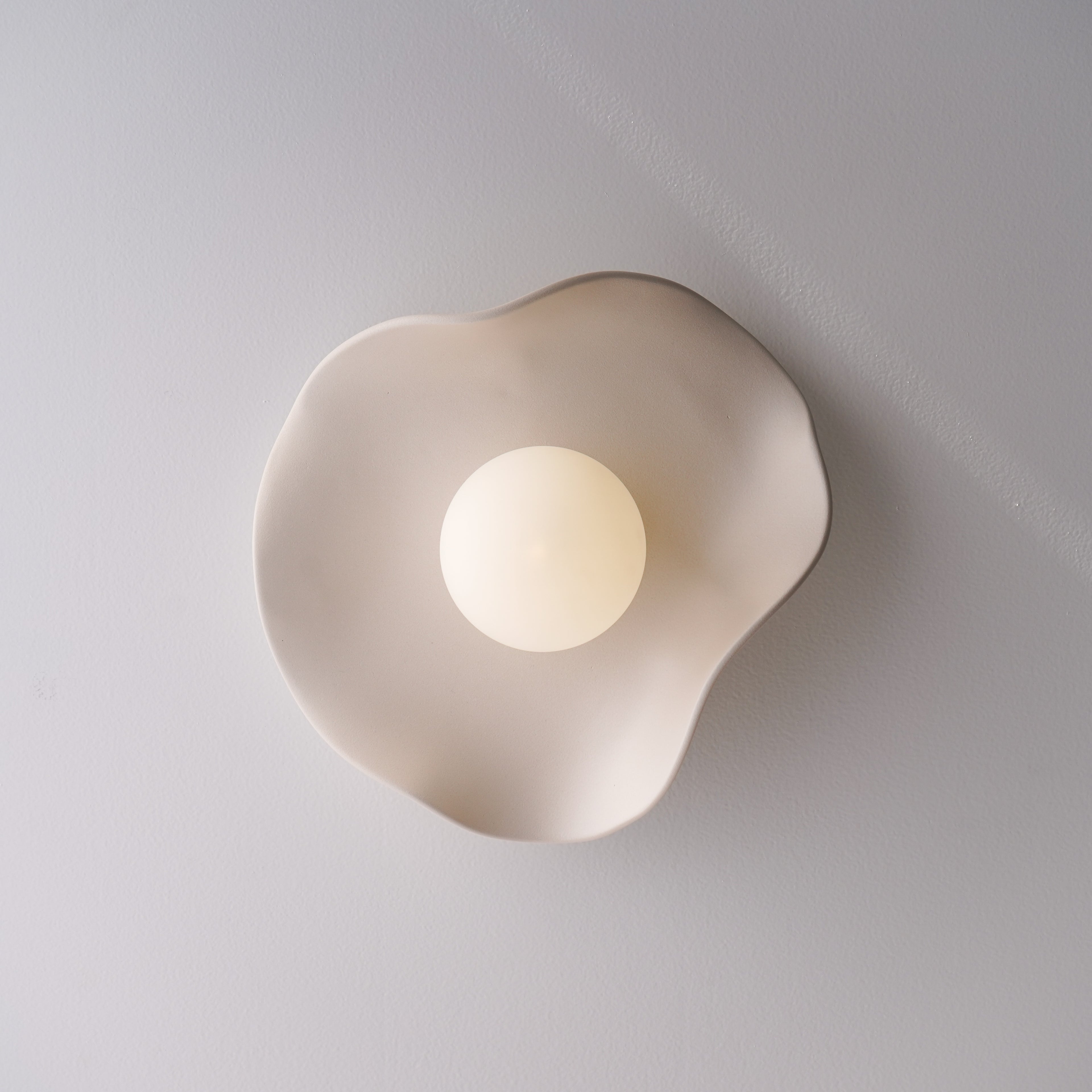 Creamy Matte White Ceramic Wall Light / Sconce