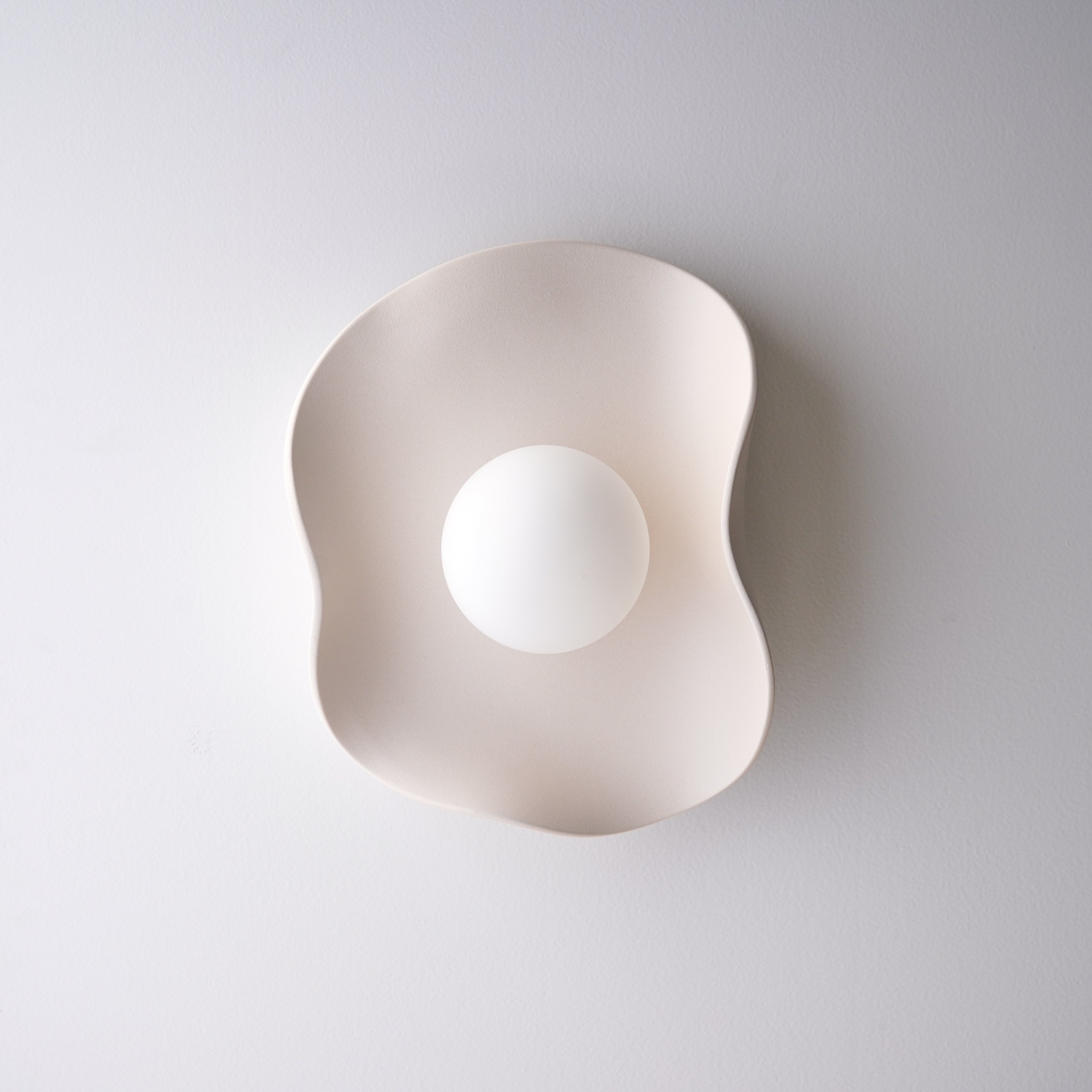 Creamy Matte White Ceramic Wall Light / Sconce