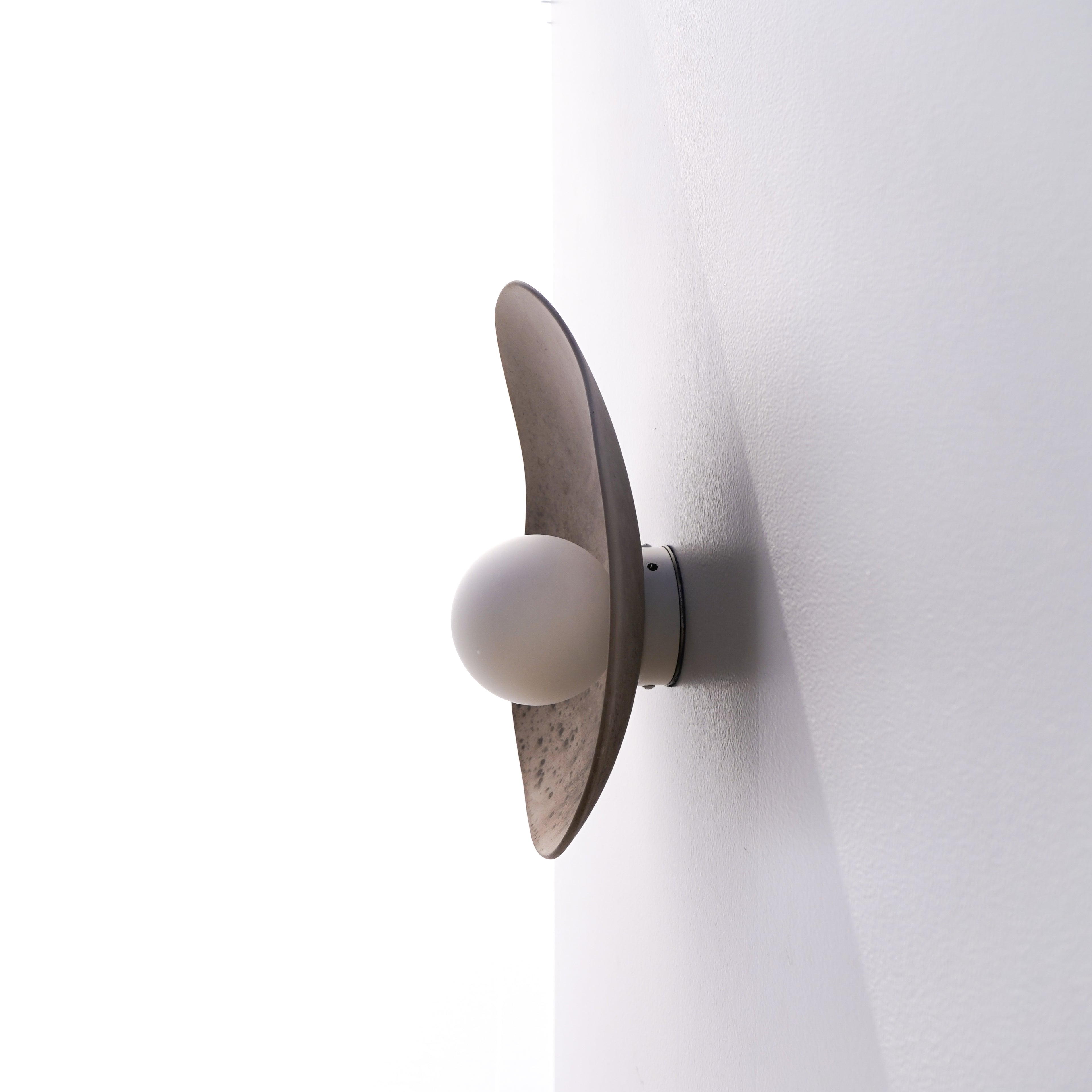 Applique murale en céramique blanc crème