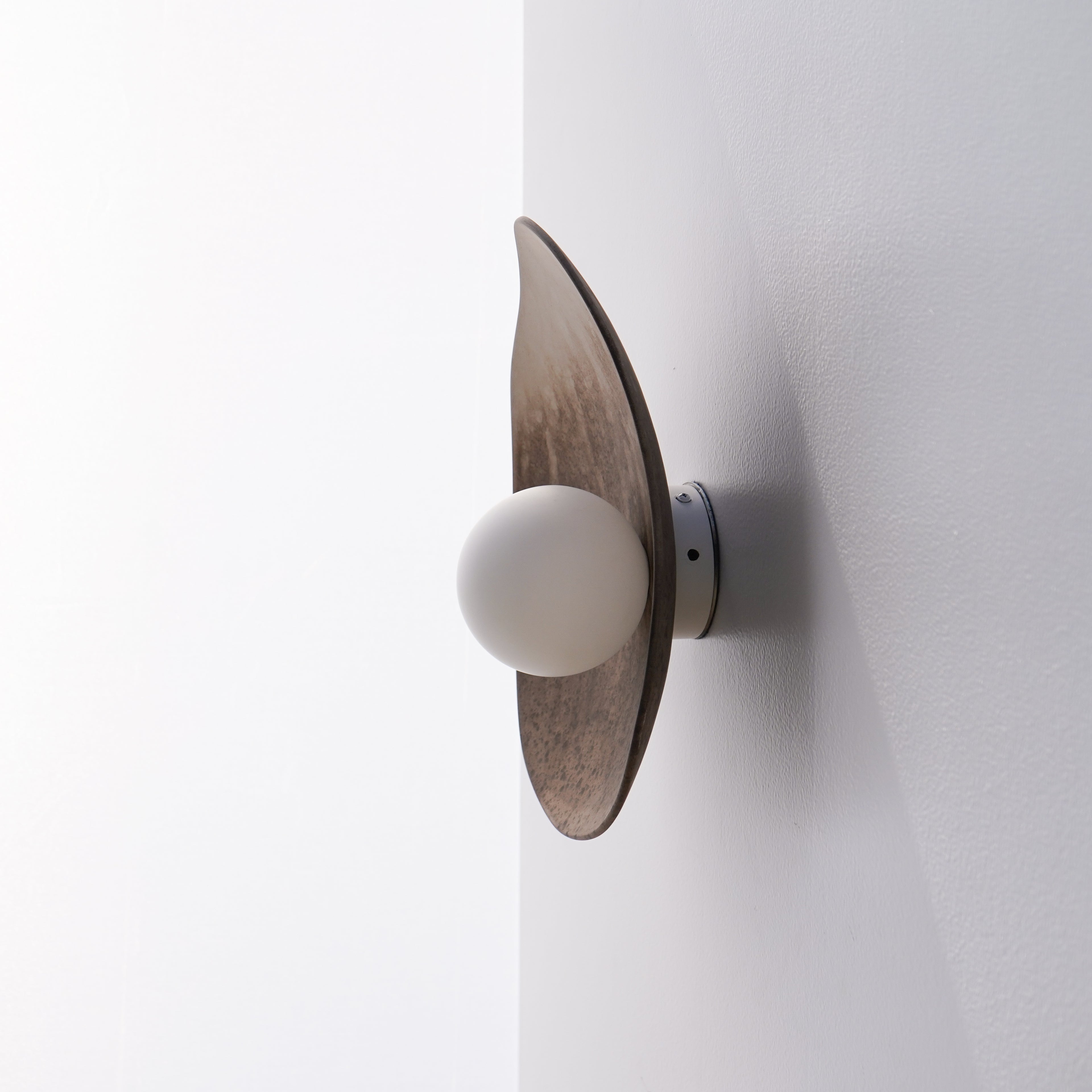 Applique murale en céramique blanc crème