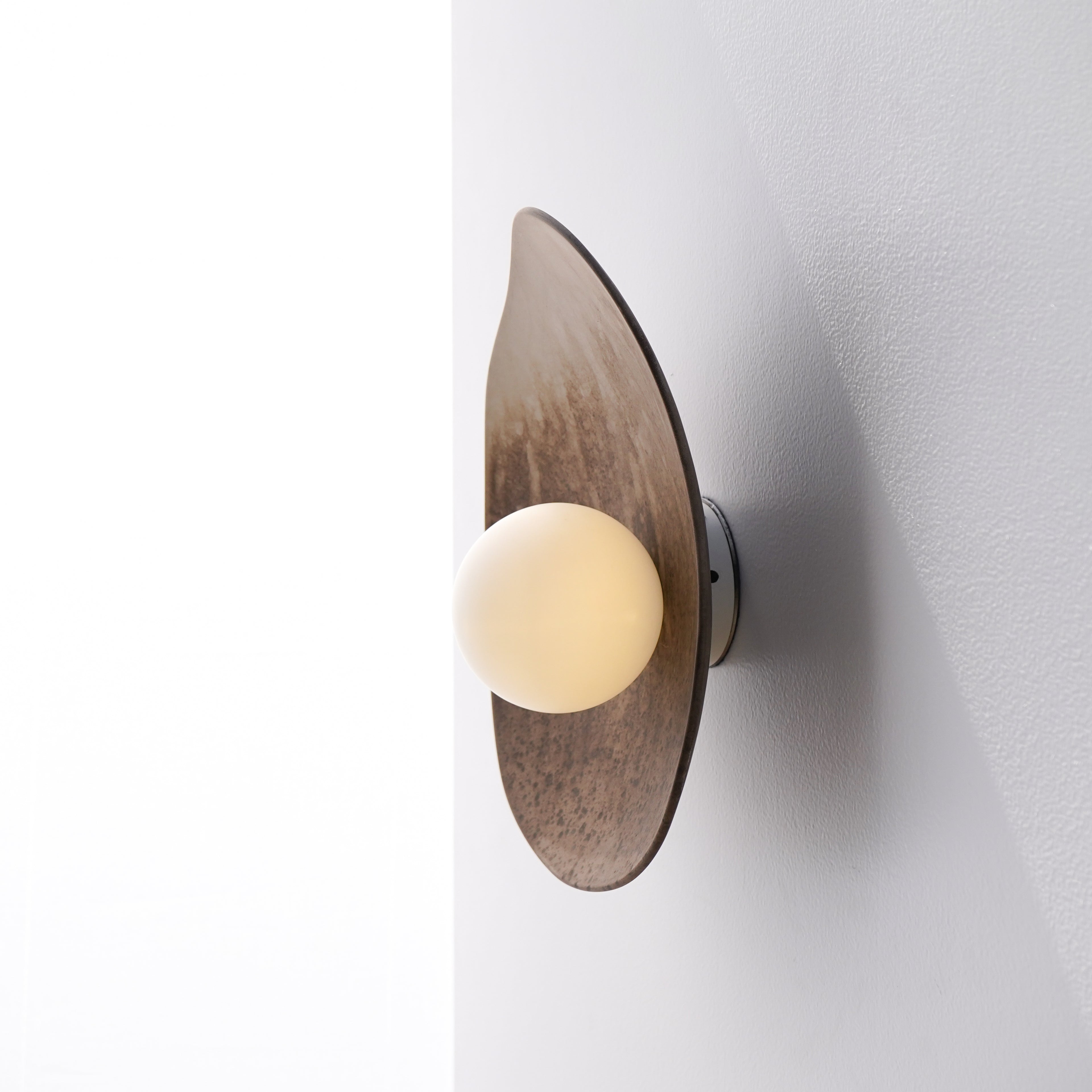 Applique murale en céramique blanc crème