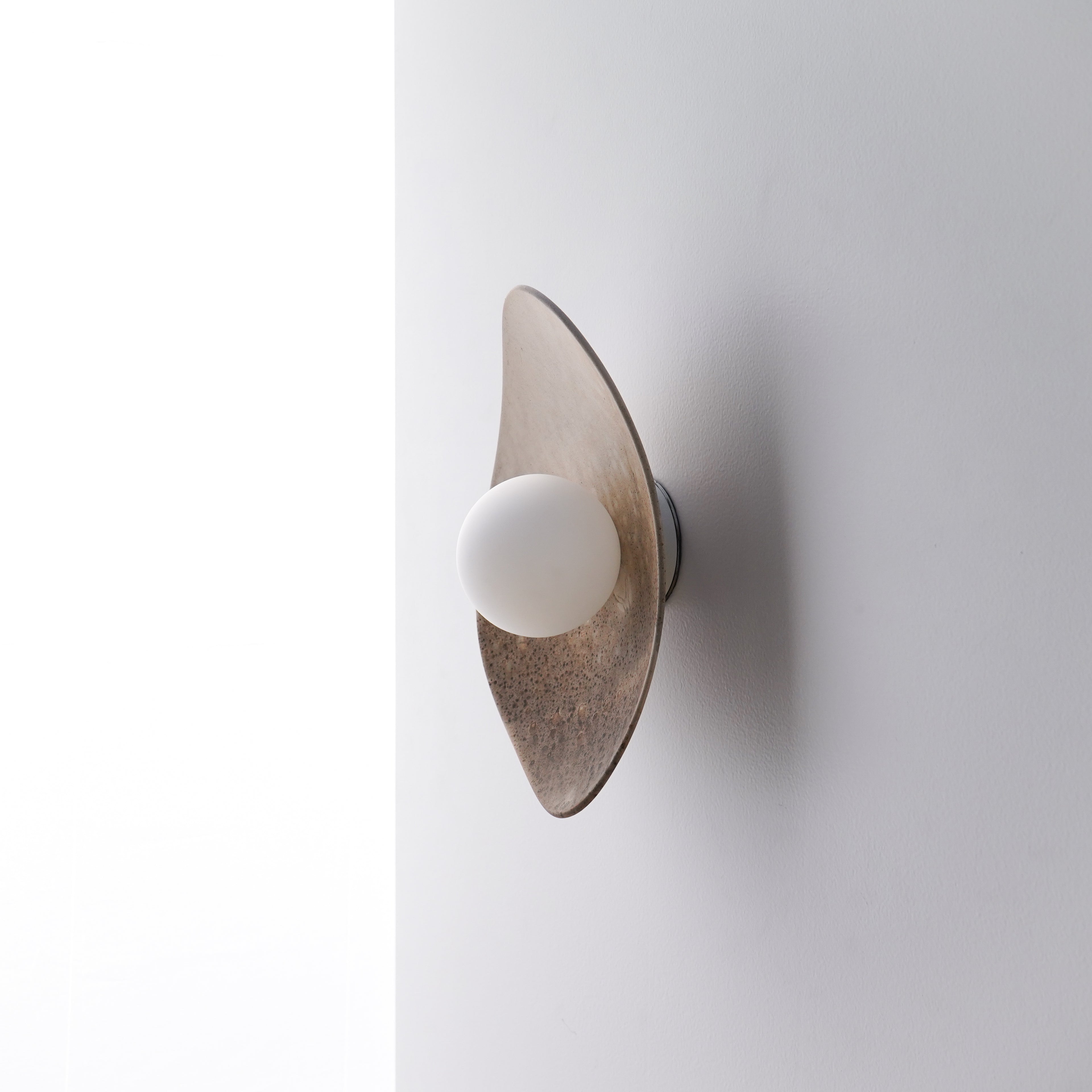 Lámpara de pared/aplique de cerámica color blanco crema