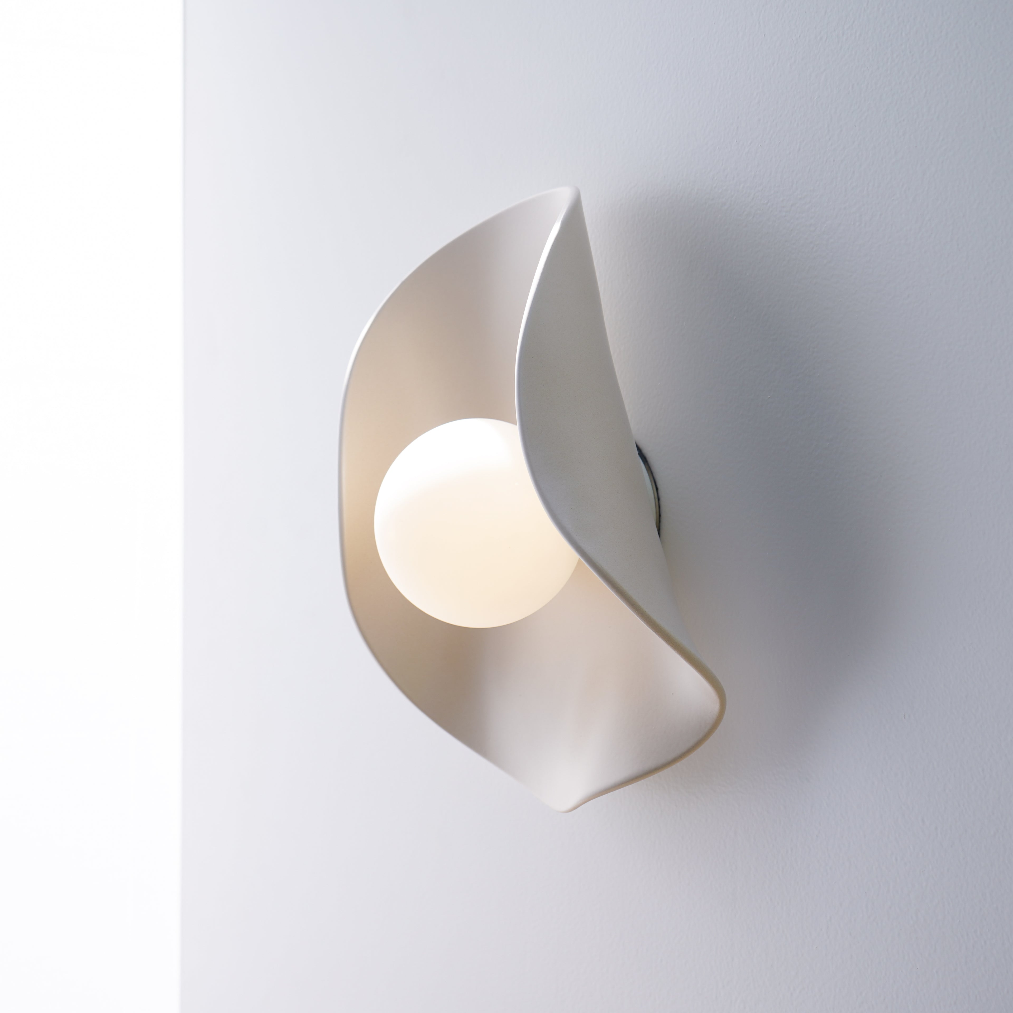Creamy Matte White Ceramic Wall Light / Sconce