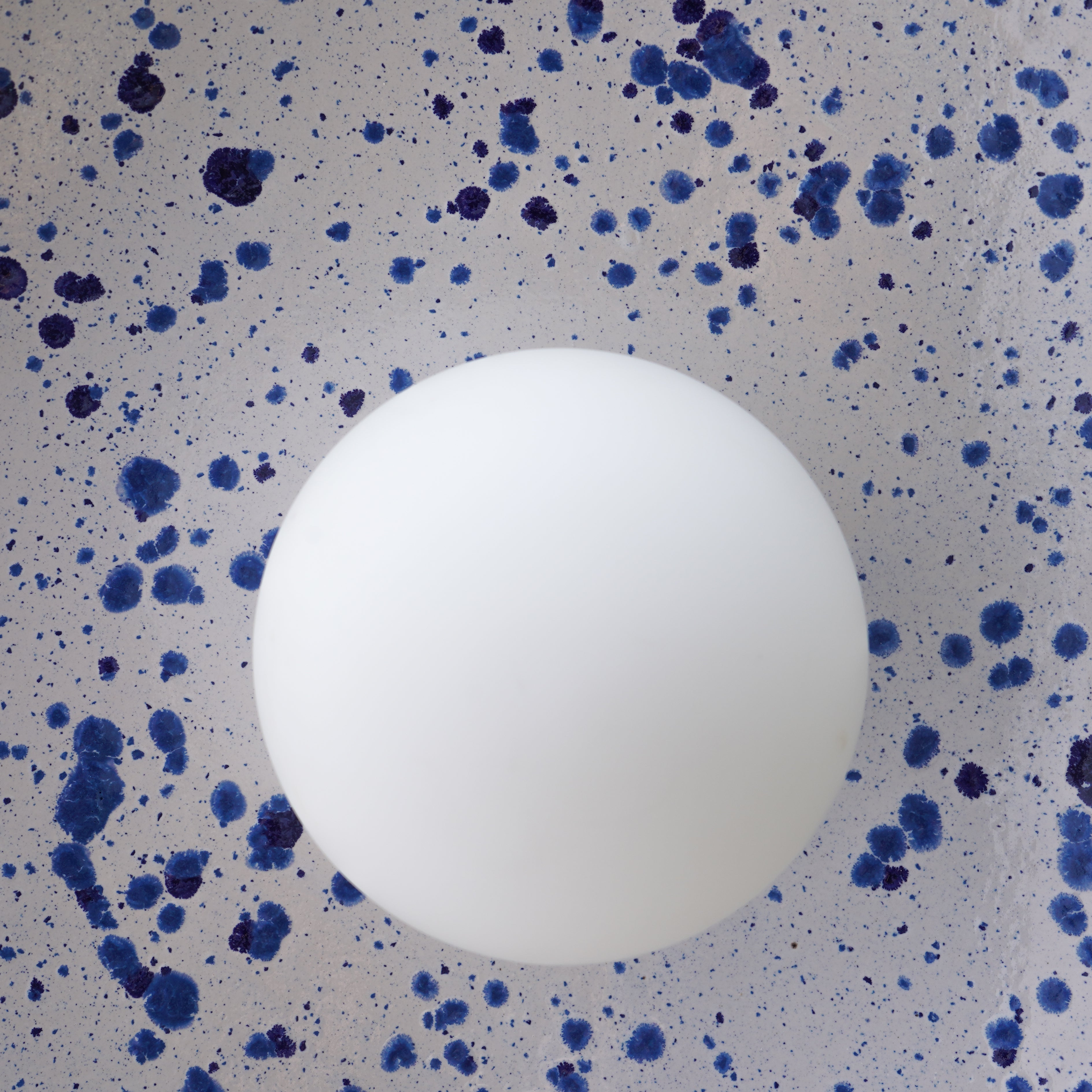 White Ceramic Wall Light with Blue Speckles / Wall Sconce