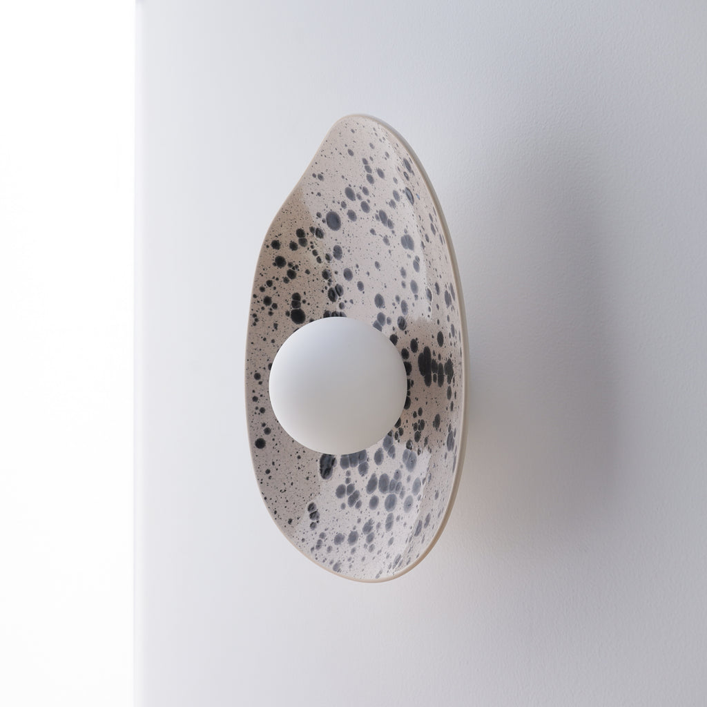Aplique de pared/lámpara de pared de cerámica azul oscuro hecha a mano