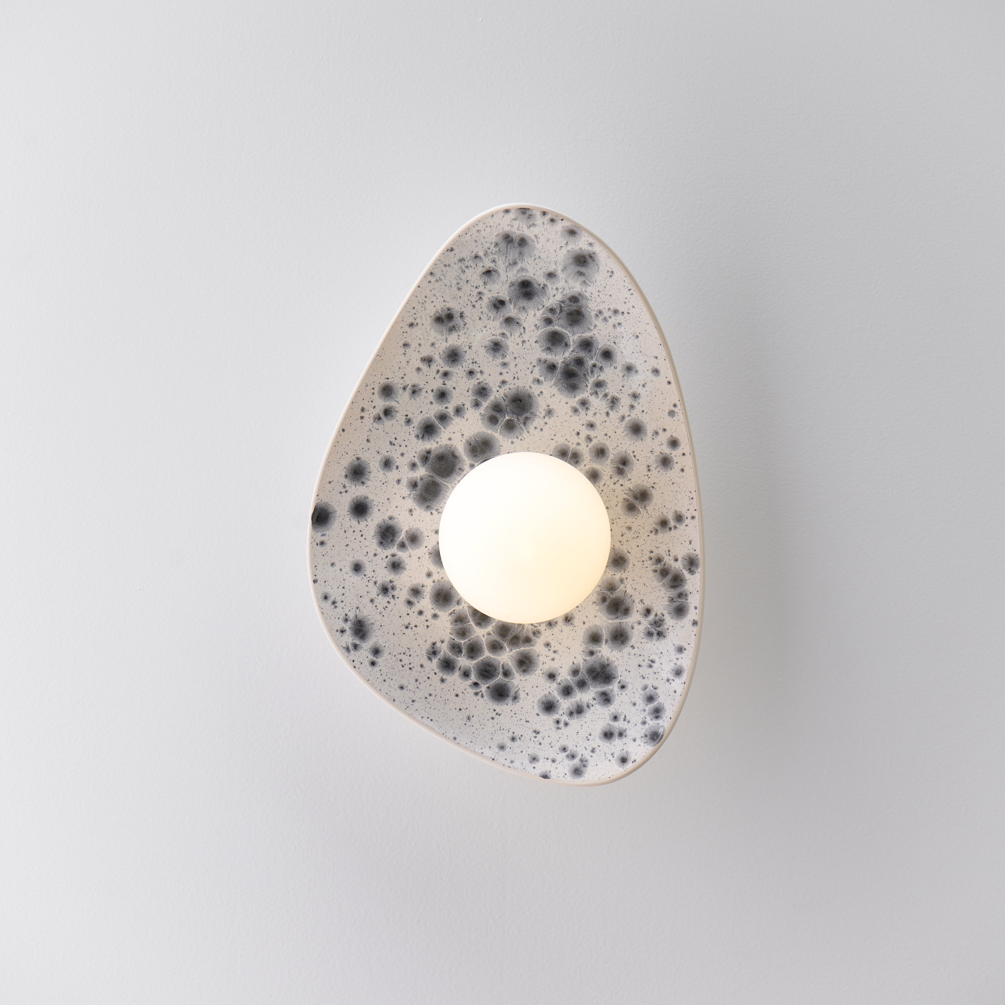 White Ceramic Wall Light with Black Speckles / Wall sconce
