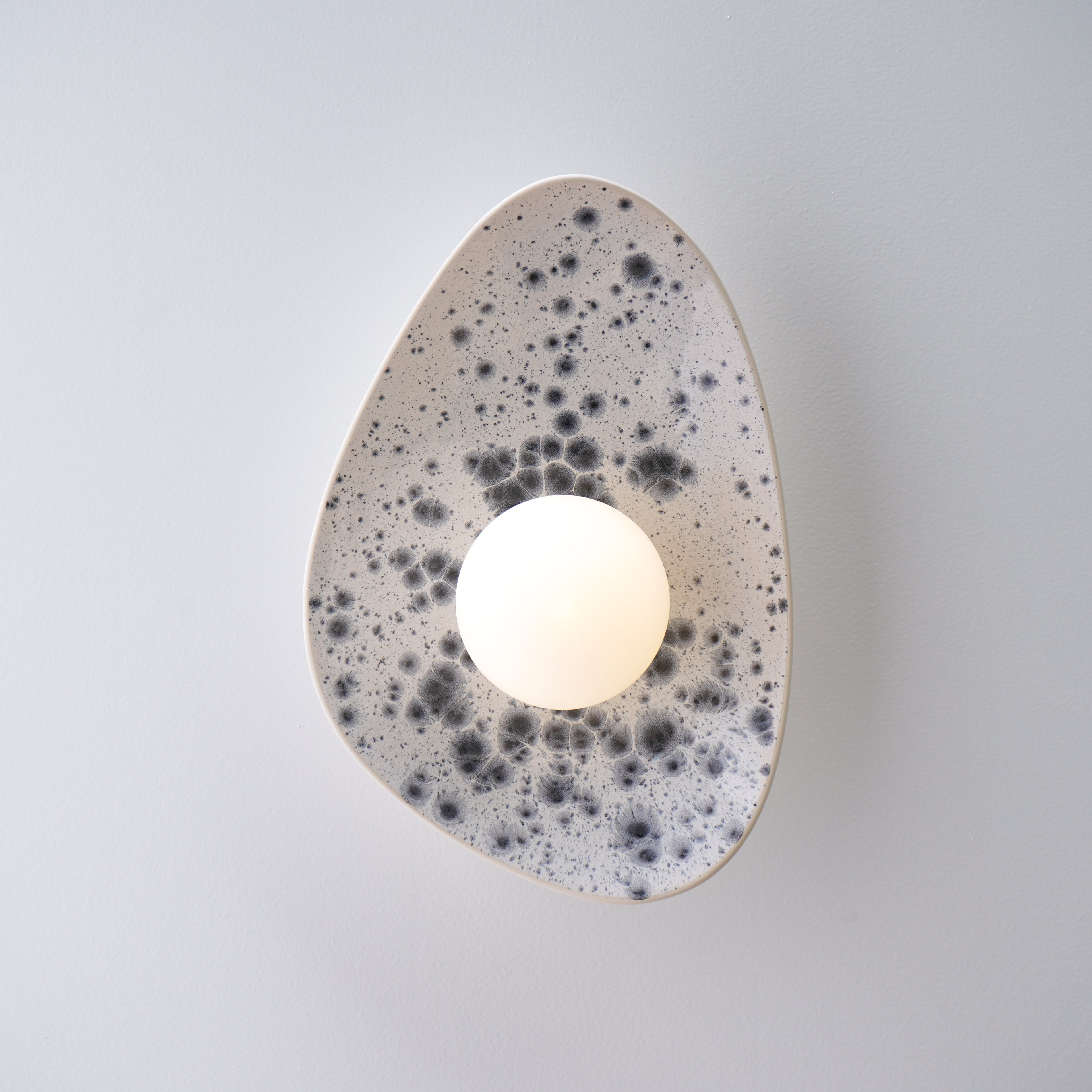 White Ceramic Wall Light with Black Speckles / Wall sconce