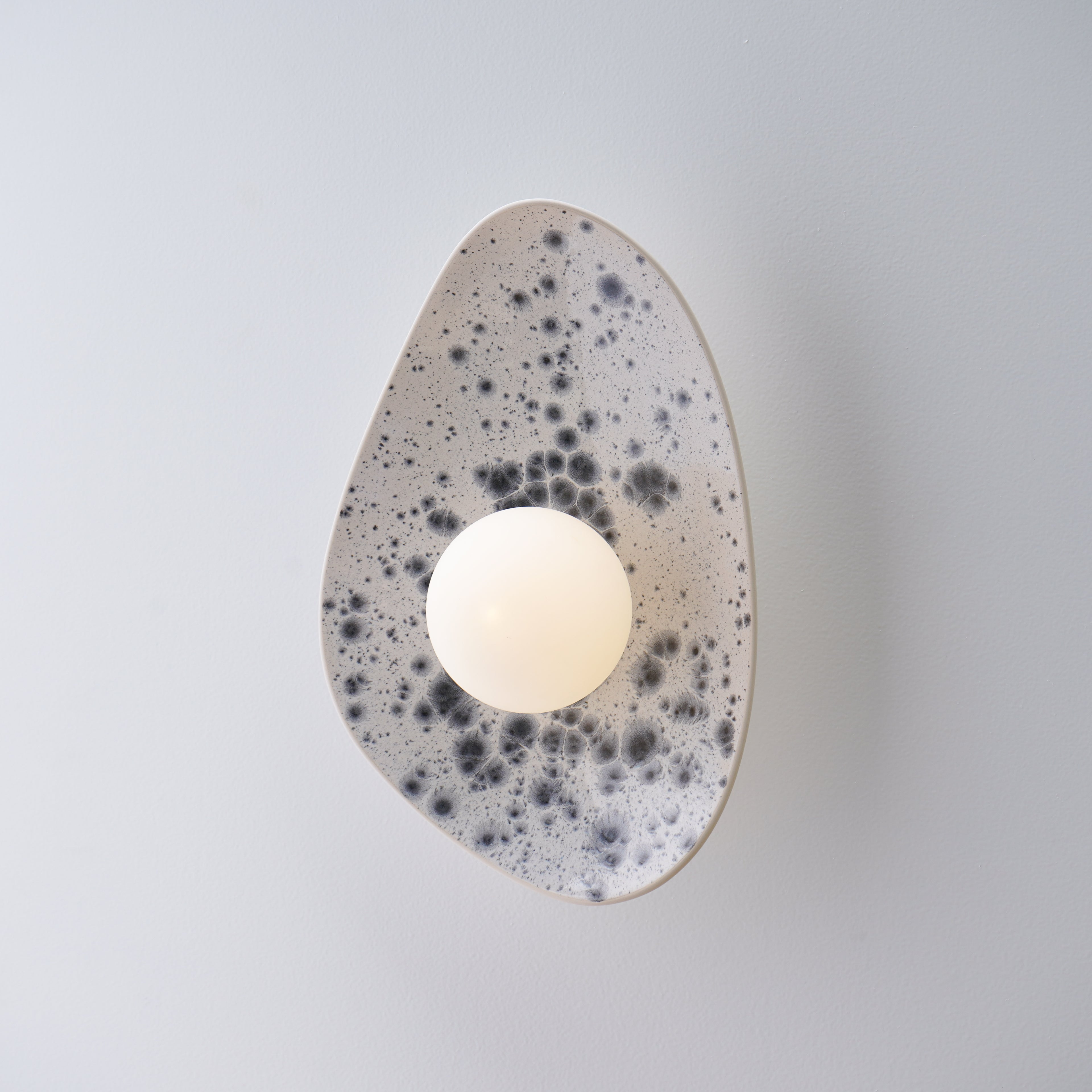 White Ceramic Wall Light with Black Speckles / Wall sconce