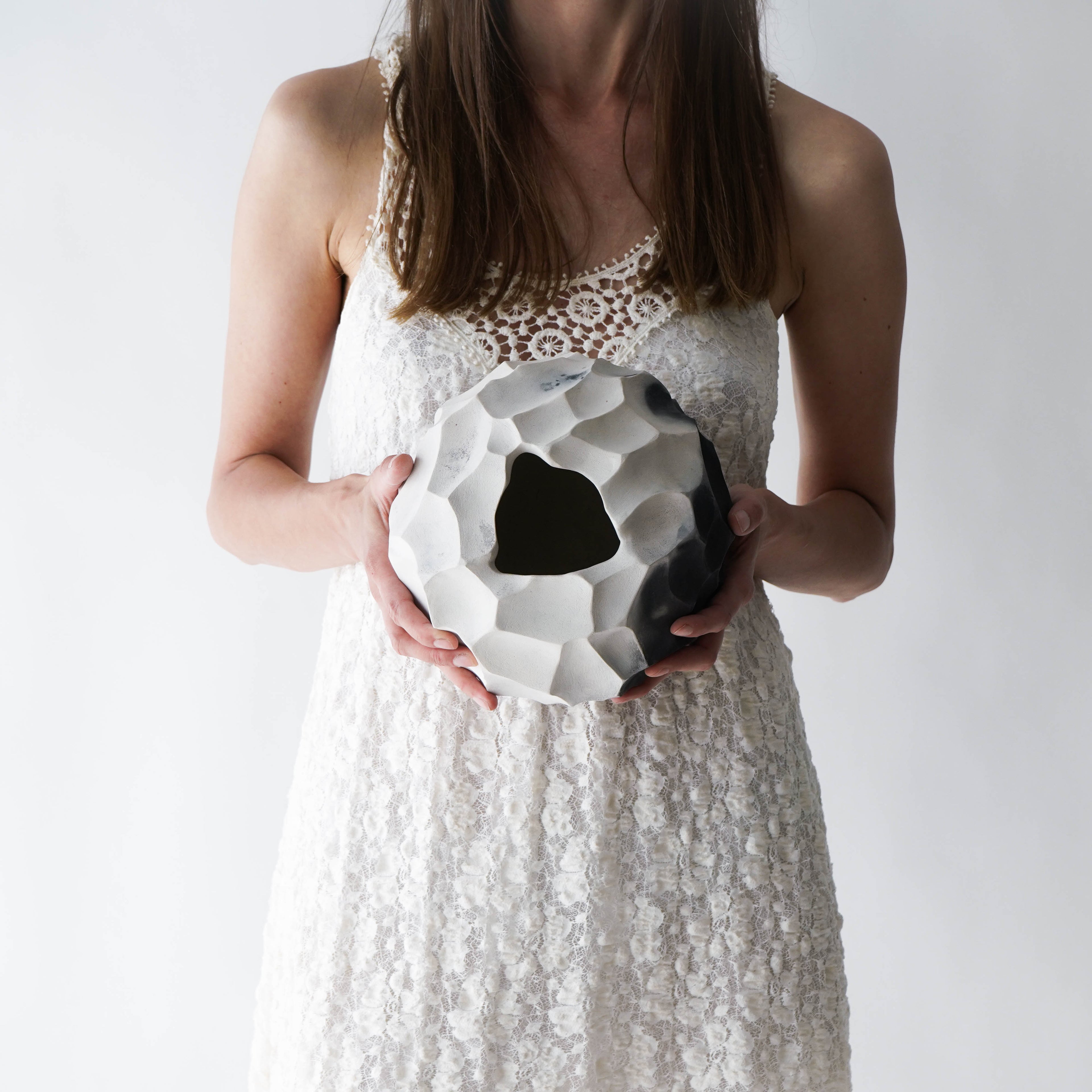 In Between | Sculptural Vessel